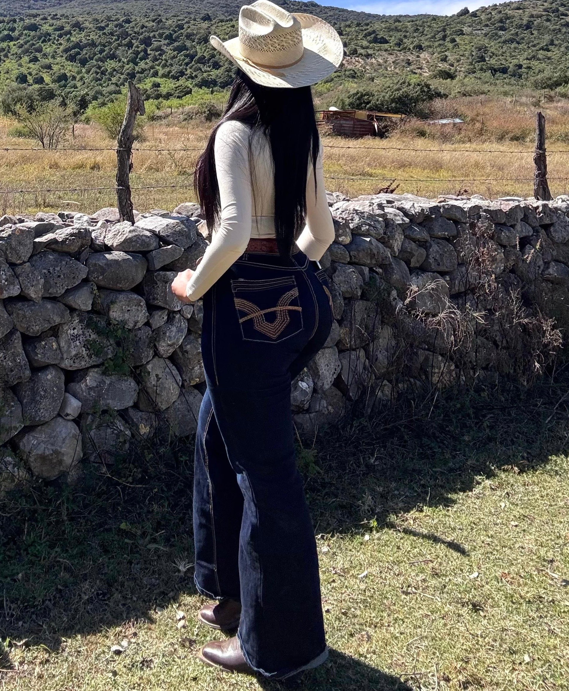 Women's Medium Wash Flare Jean